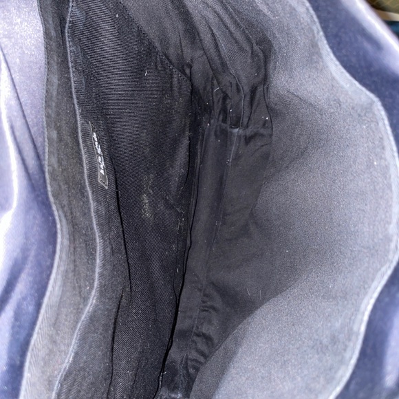 KATE SPADE NY BLACK NYLON MESSENGER LAPTOP BAG - Picture 7 of 7